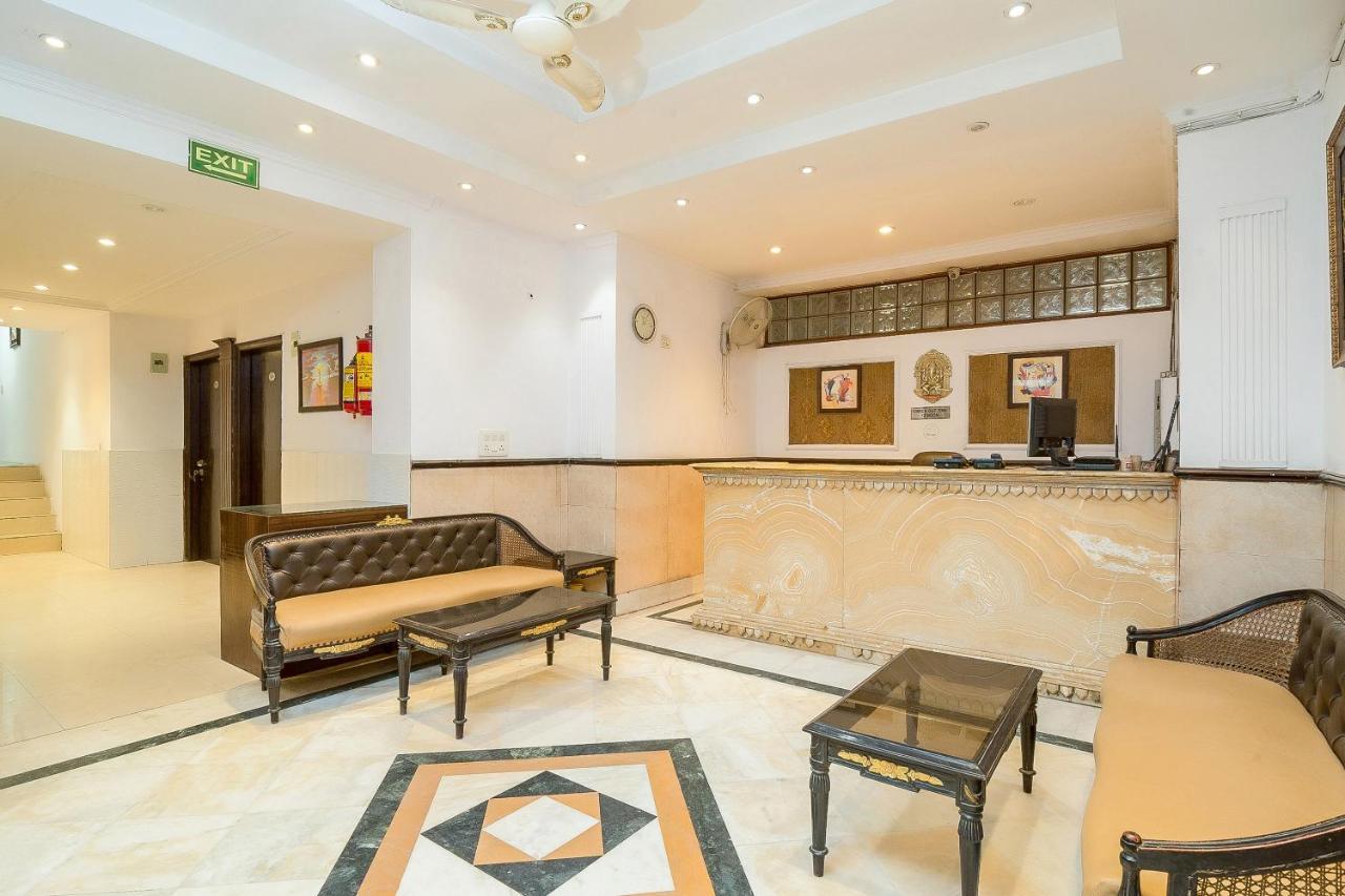 Oyo 14245 Amitabh Guest House Нью-Делі Екстер'єр фото